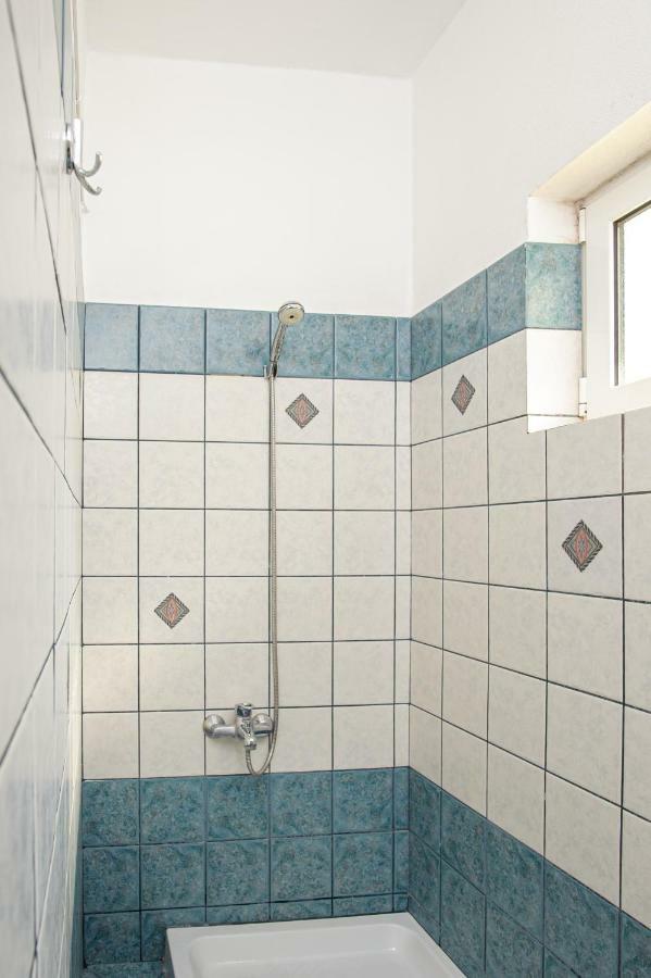 La Casa - Traditionally Elegant Apt 38M2 W Prk Grd يانينة المظهر الخارجي الصورة