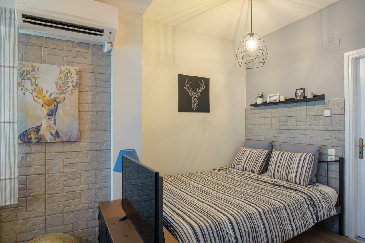 La Casa - Traditionally Elegant Apt 38M2 W Prk Grd يانينة المظهر الخارجي الصورة