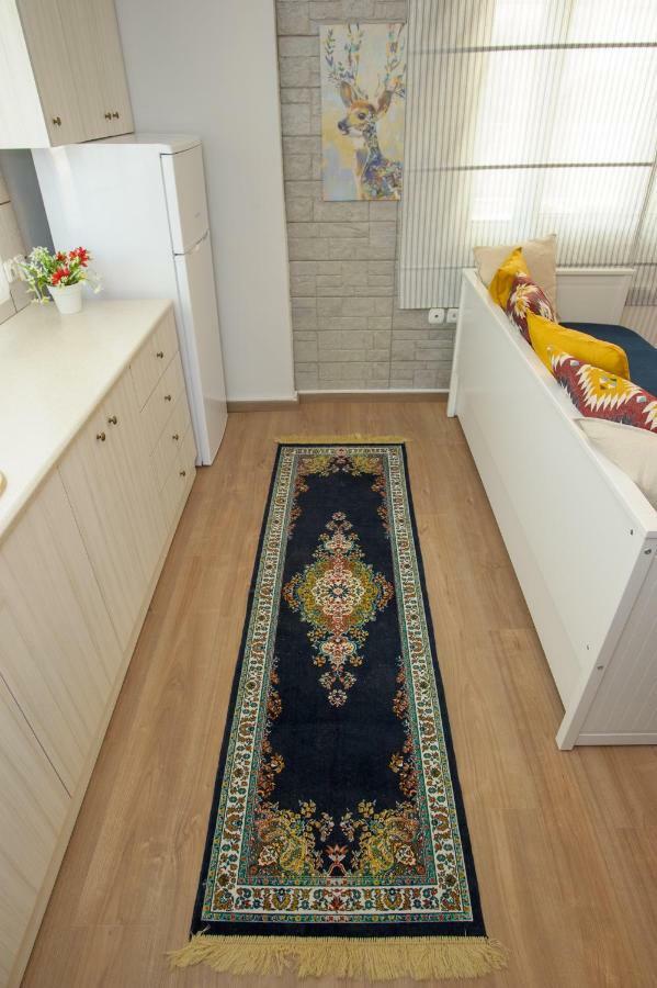 La Casa - Traditionally Elegant Apt 38M2 W Prk Grd يانينة المظهر الخارجي الصورة